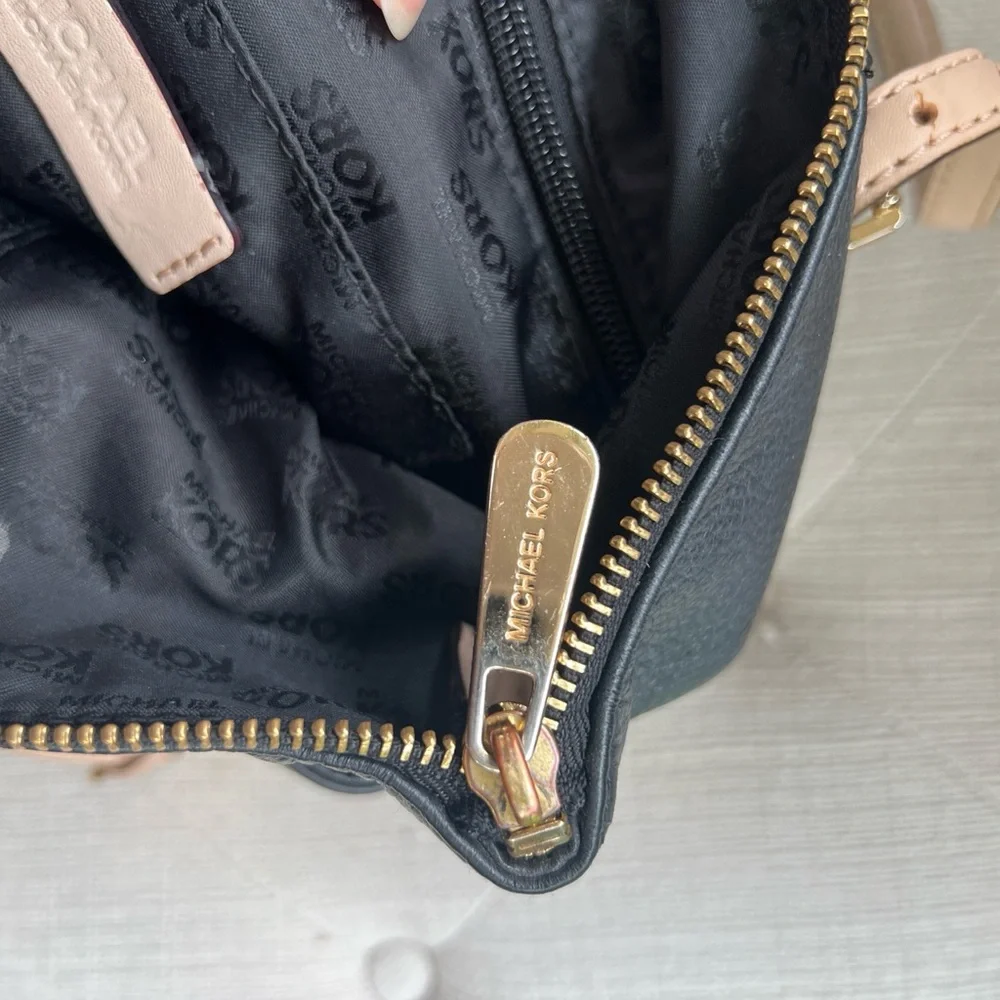 Michael Kors, Jet Set, Large Travel Tote Shoulder Bag Saffiano Leather, Black - Picture 7 of 12
